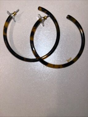 Tortoiseshell Hoop Earrings - Brown Acrylic Hoops